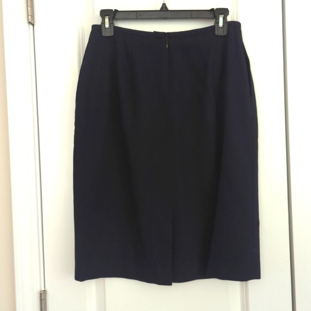 Liz Claiborne size 10 100% Wool Career Straight Skirt Navy Blue Lined -333